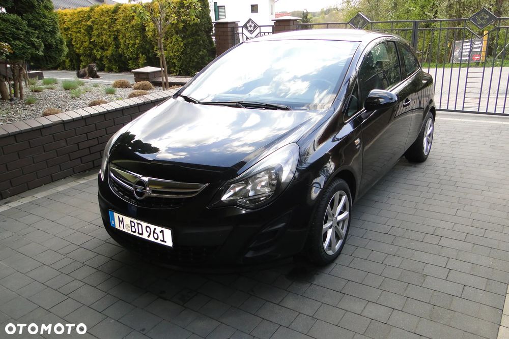 Opel Corsa 1.4 16V Edition - 1
