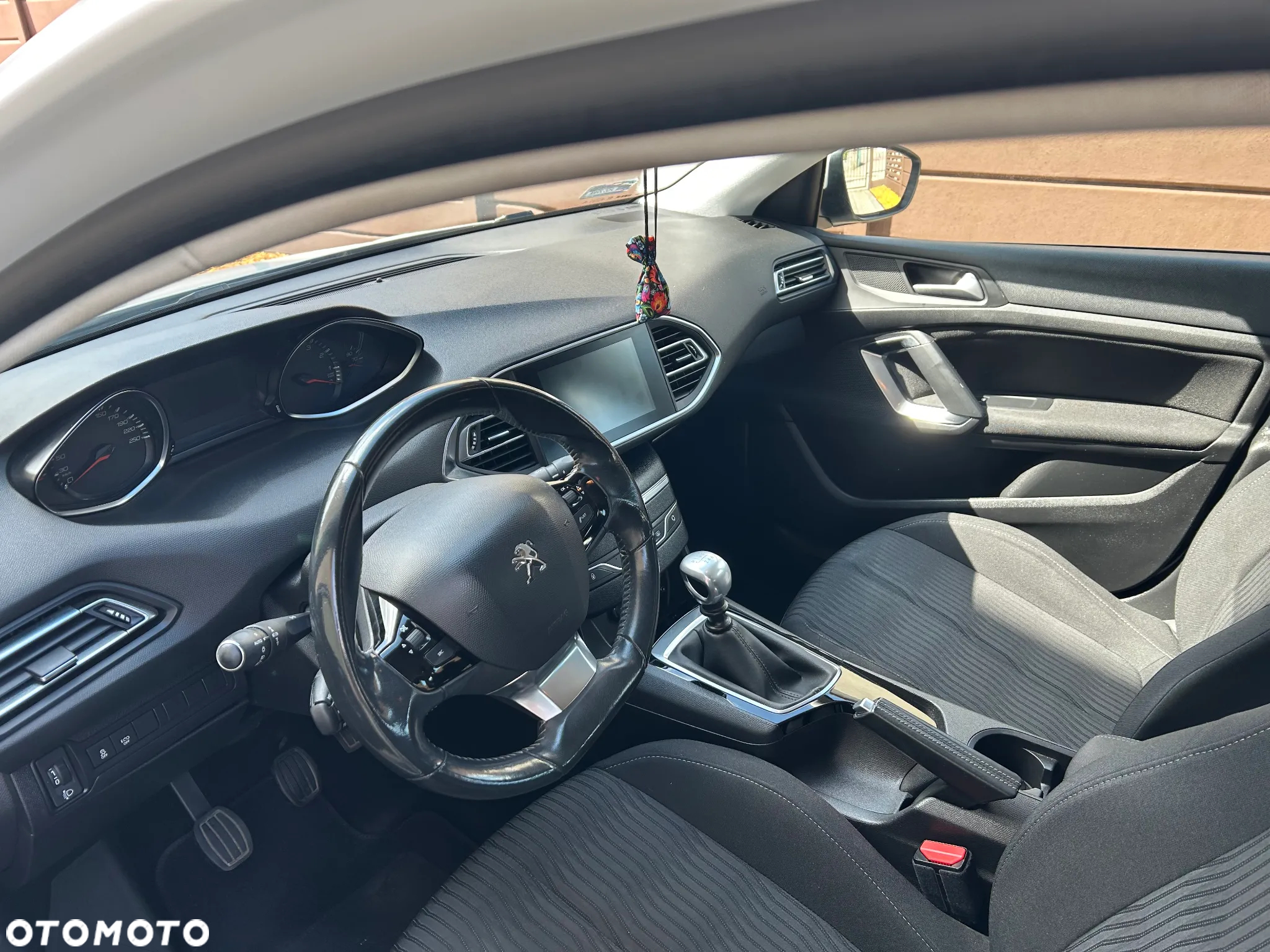 Peugeot 308 SW 1.2 PureTech Active S&S - 4