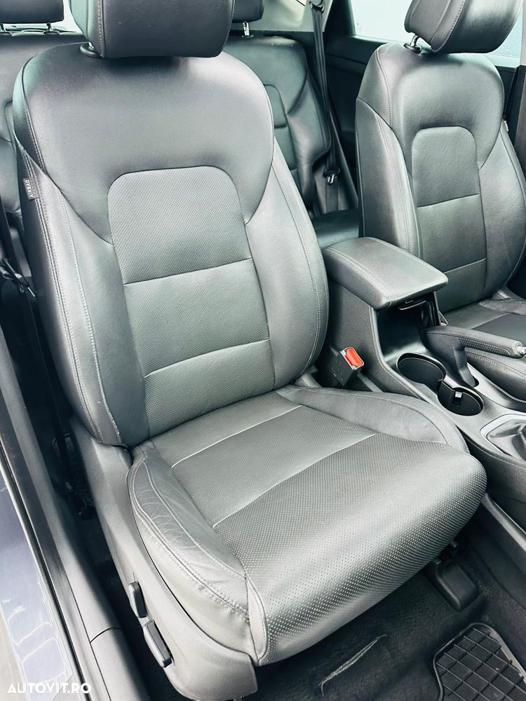 Hyundai Tucson 2.0 CRDI 2WD Style - 20