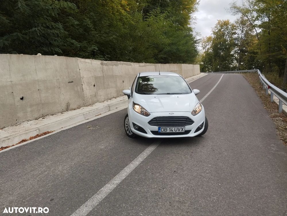 Ford Fiesta - 2