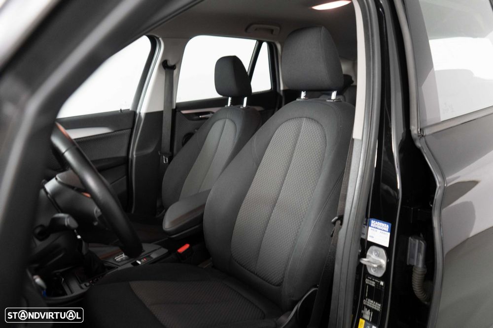 BMW X1 25 e xDrive Corporate Edition - 9