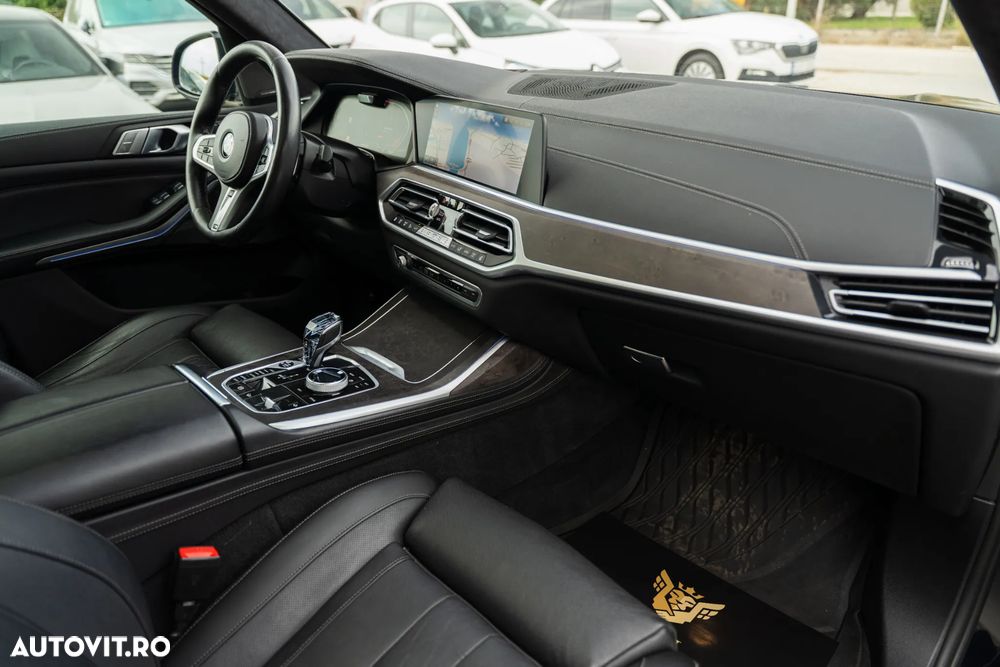 BMW X7 - 8