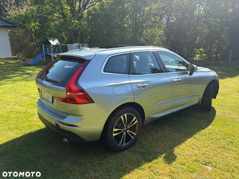 Volvo XC 60 D4 Momentum - 10