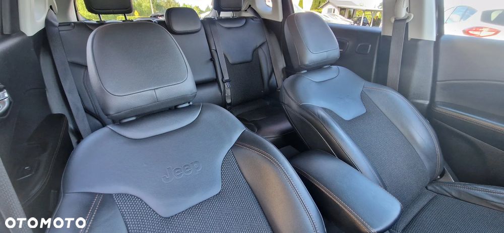 Jeep Compass 2.0 MultiJet Active Drive Automatik Limited - 33