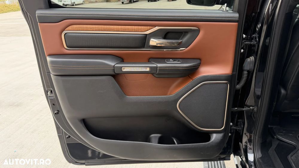 Dodge RAM - 33