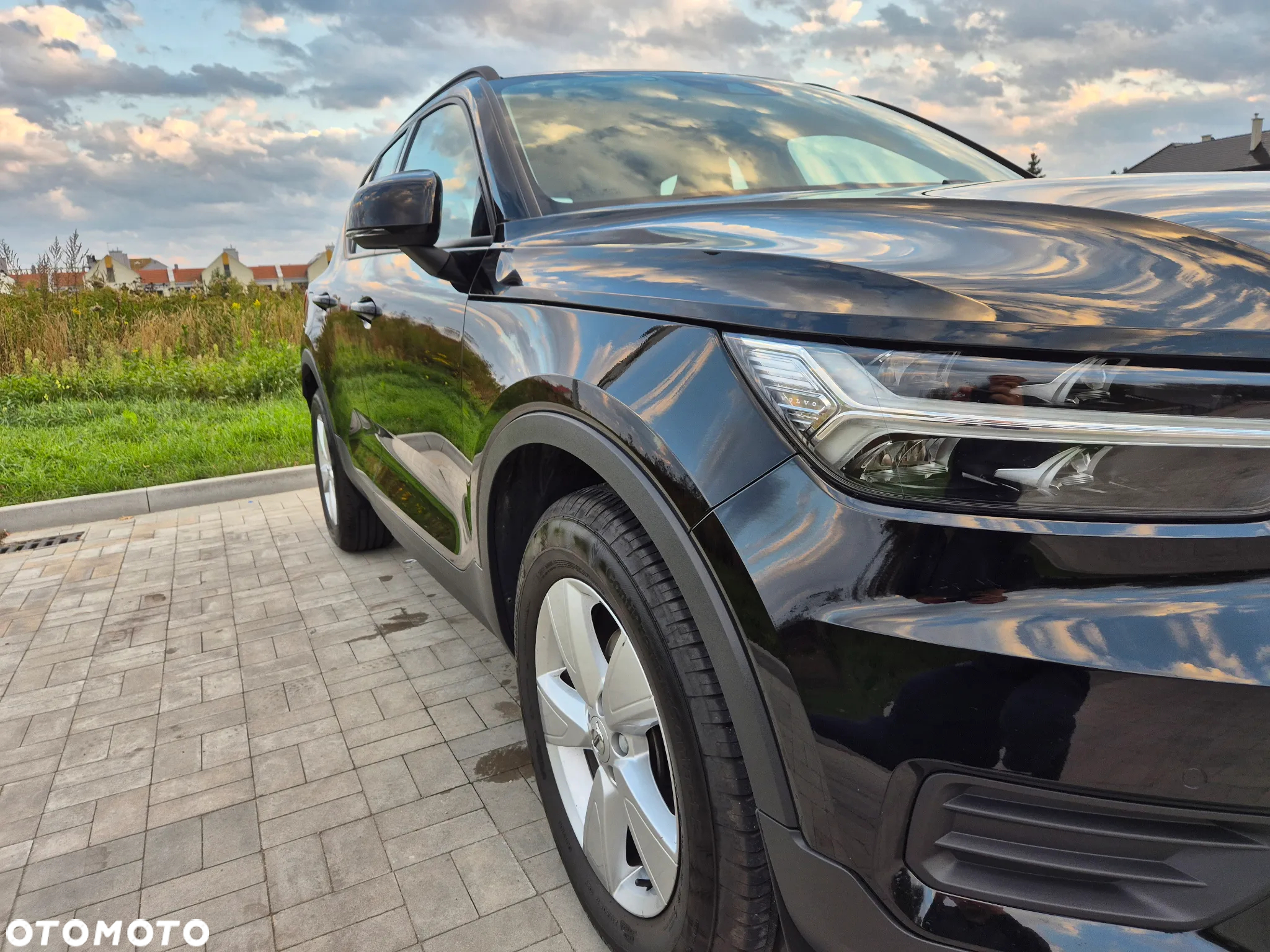 Volvo XC 40 T3 Momentum Core - 3