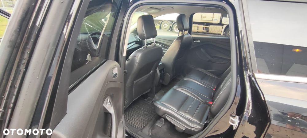 Ford Kuga - 8