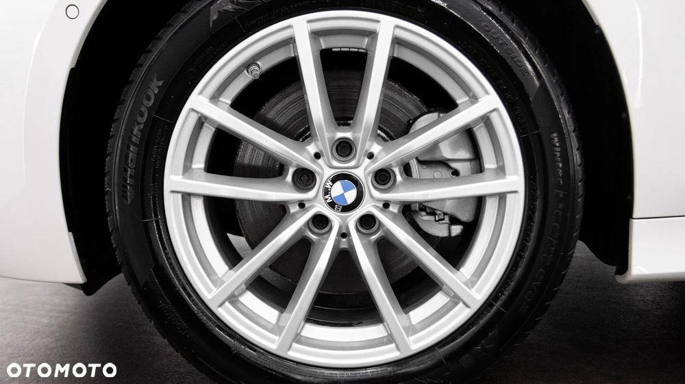 BMW Seria 3 320e Luxury Line - 11