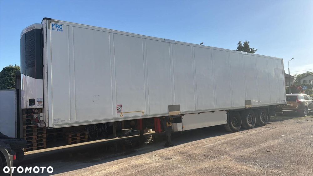 Schmitz Cargobull SKO 24 - 1