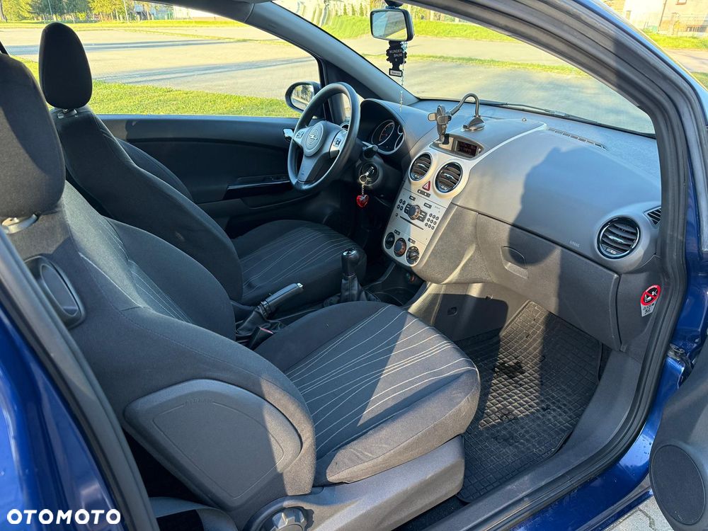 Opel Corsa - 14