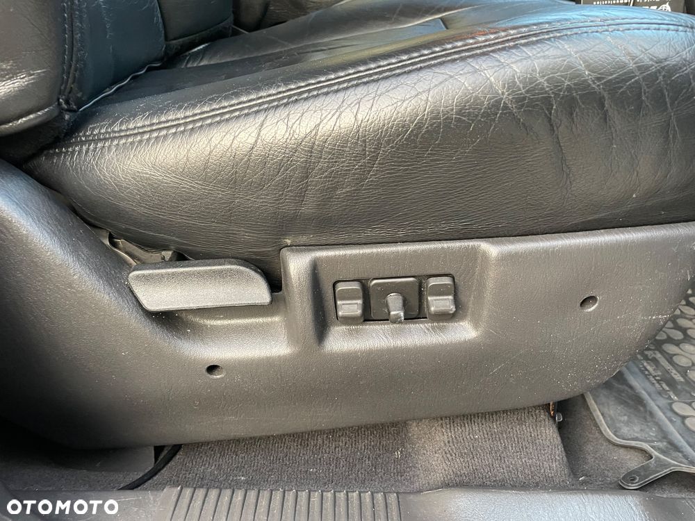 Jeep Grand Cherokee - 24
