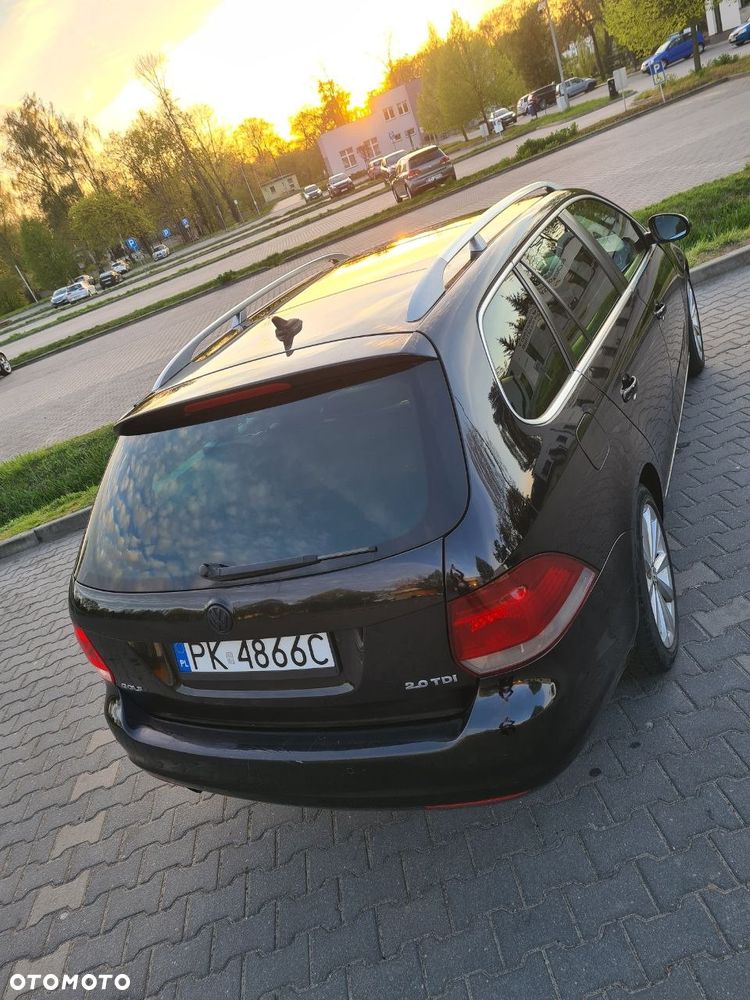 Volkswagen Golf 2.0 TDI DPF Highline - 4