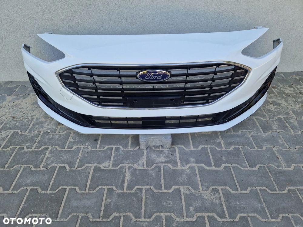 Zderzak Ford Focus Mk4 lift - 2