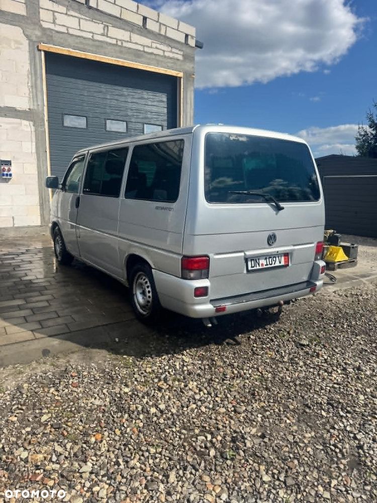 Volkswagen Transporter - 2