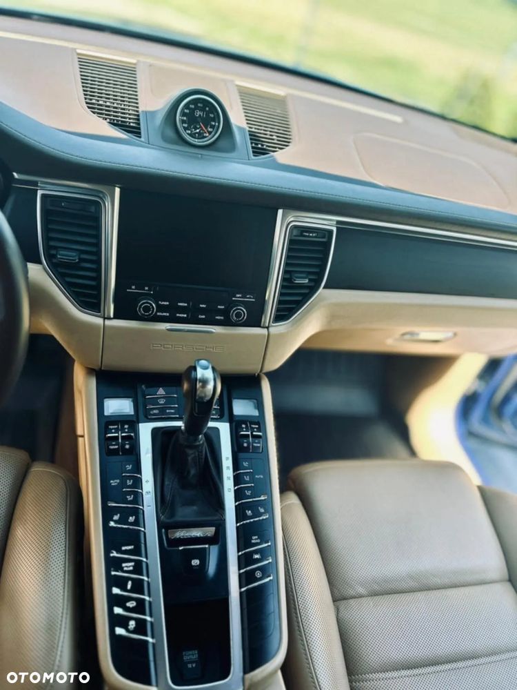 Porsche Macan Standard - 15