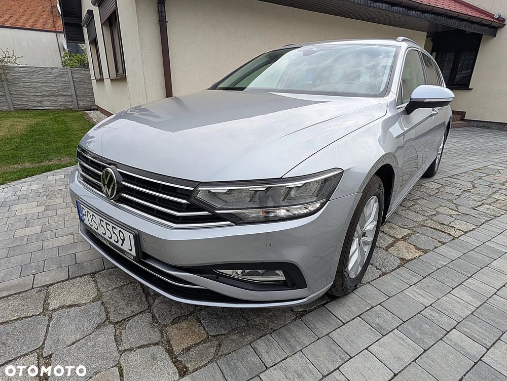 Volkswagen Passat 2.0 TDI SCR DSG - 3
