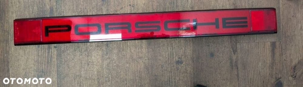 PORSCHE 911 LAMPA TYŁ BLENDA 1984 ODBLASK