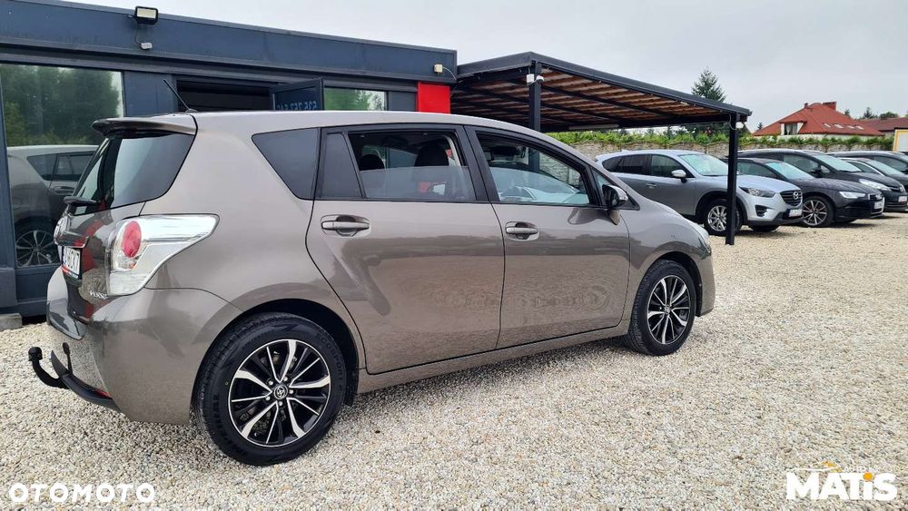 Toyota Verso - 38