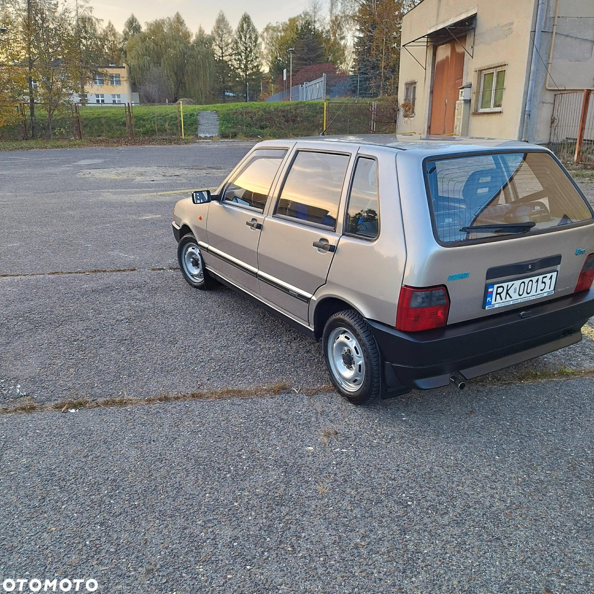 Fiat Uno 899 - 5