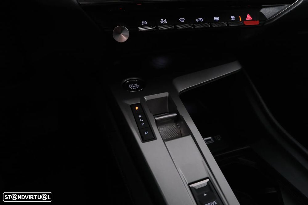 Peugeot 408 PureTech 130 EAT8 Allure - 32