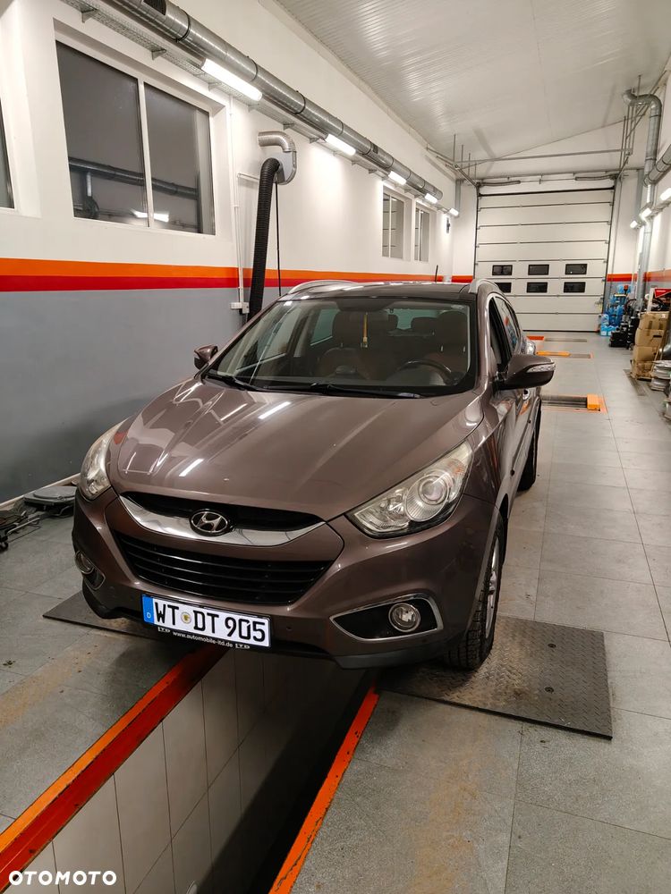 Hyundai ix35 2.0 CRDi 4WD Premium - 2