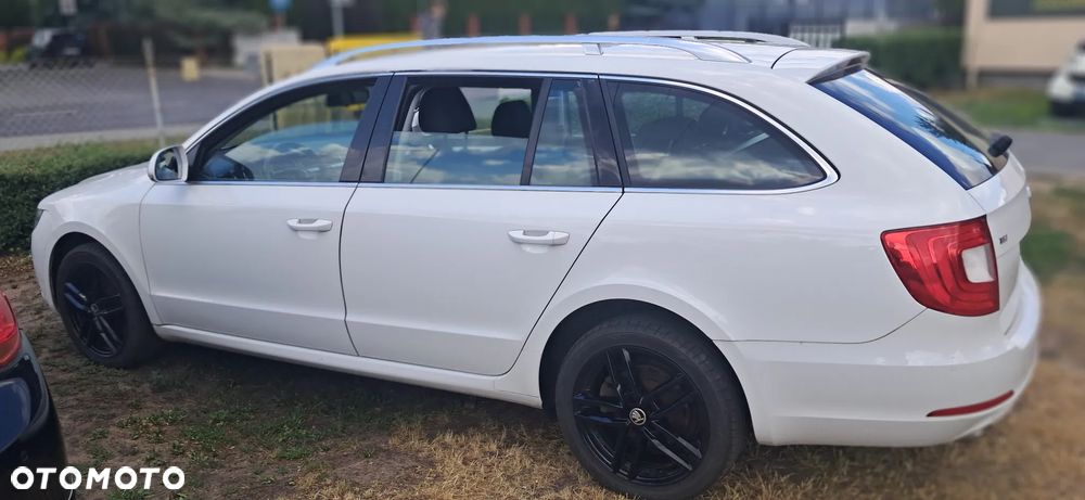 Skoda Superb 2.0 TDI Comfort - 17