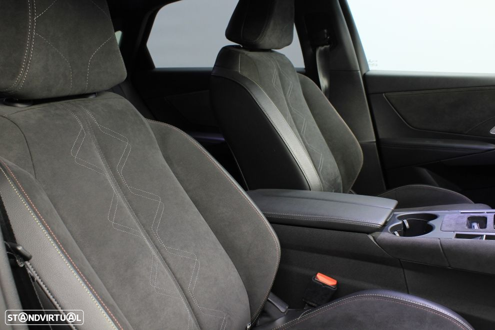 DS DS7 Crossback E-Tense Performance Line EAT8 - 22