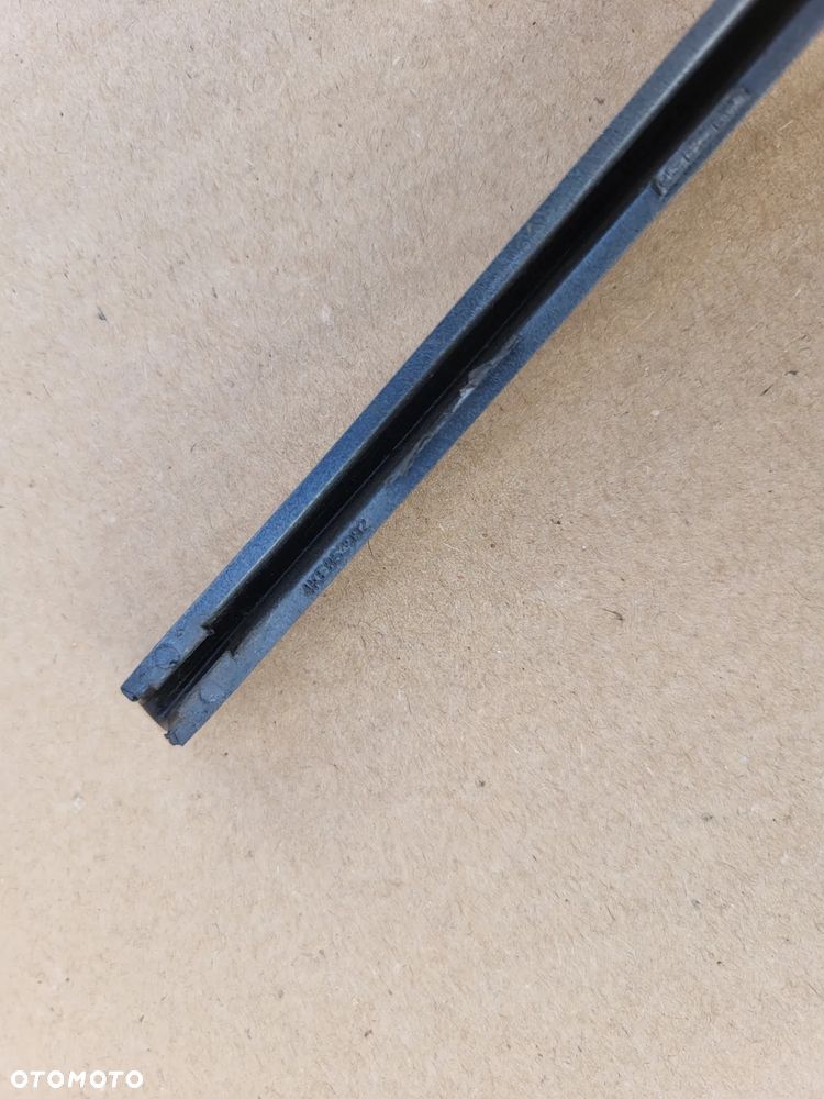 ZASLEPKA ATRAPY AUDI E TRON 4KE 4KE853949B - 8