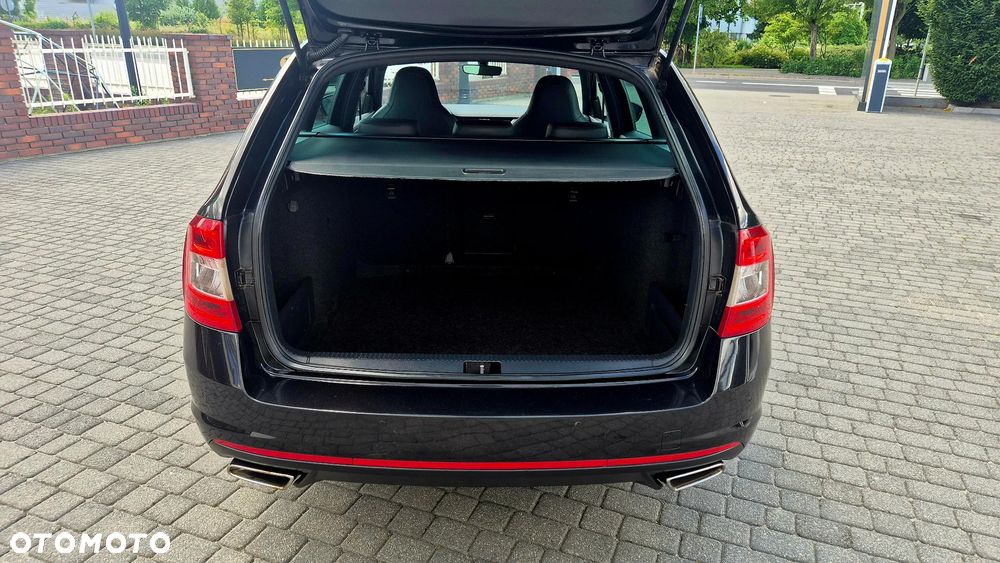 Skoda Octavia 2.0 TDI 4x4 DSG RS - 11