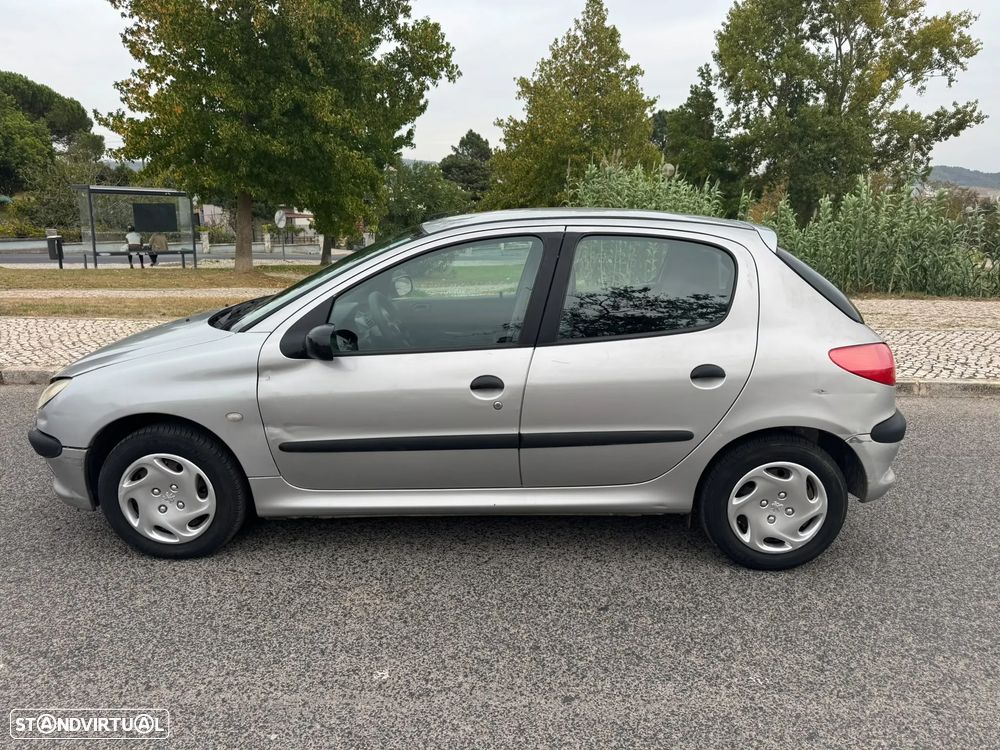 Peugeot 206 - 9