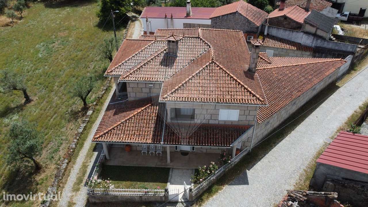 Moradia T6 para venda - Grande imagem: 2/41