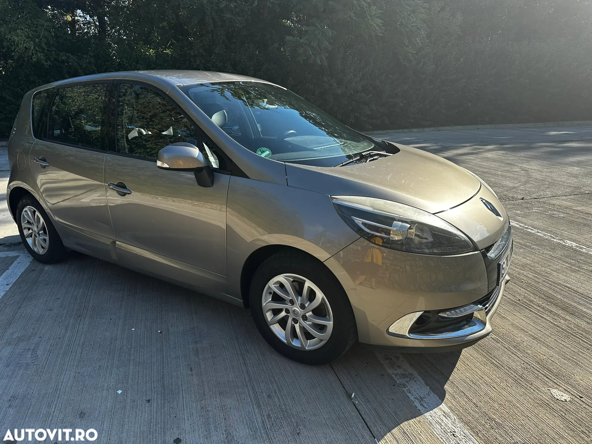 Renault Scenic - 9
