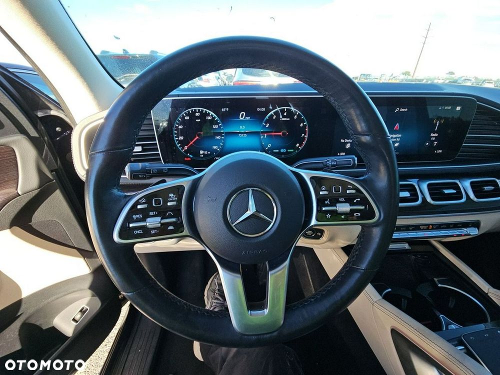 Mercedes-Benz GLS - 19