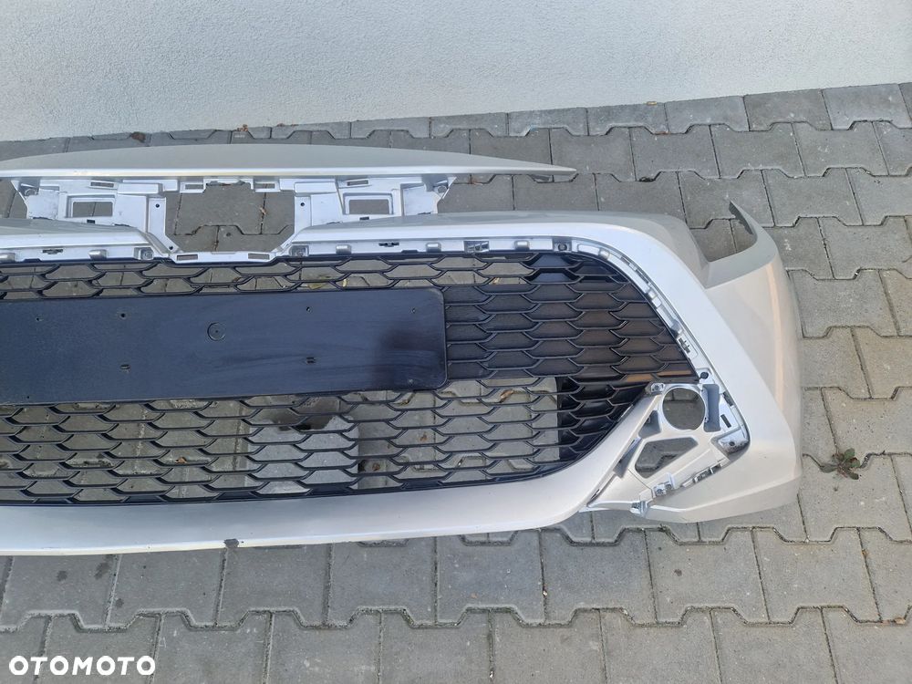 Zderzak Toyota Corolla XII E21 E210 2018 - bez dziur - 4