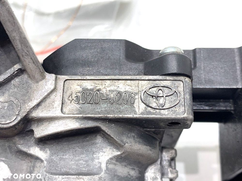 STACYJKA  TOYOTA AURIS (_E18_) 2012 - 2018 1.6 (ZRE181_, ZRE185_) 97 kW [132 KM] benzyna 2012 - 2018 - 3