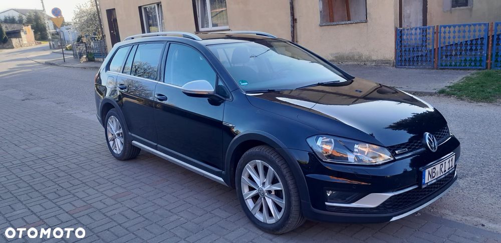 Volkswagen Golf Alltrack - 11
