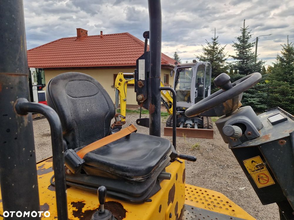JCB 3 STH 3 tony  Thwites 3 tony Mecalac 6,  9 ton - 21