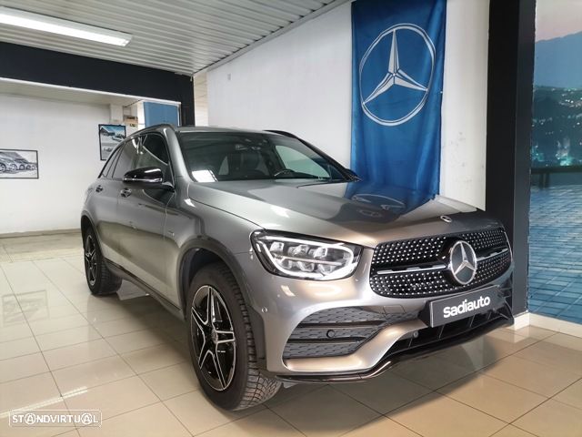 Mercedes-Benz GLC 300 de 4Matic 9G-TRONIC AMG Line - 1