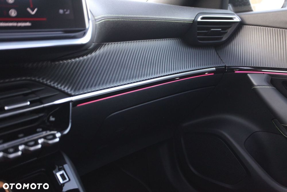 Peugeot 2008 1.2 PureTech GT Line S&S EAT8 - 22