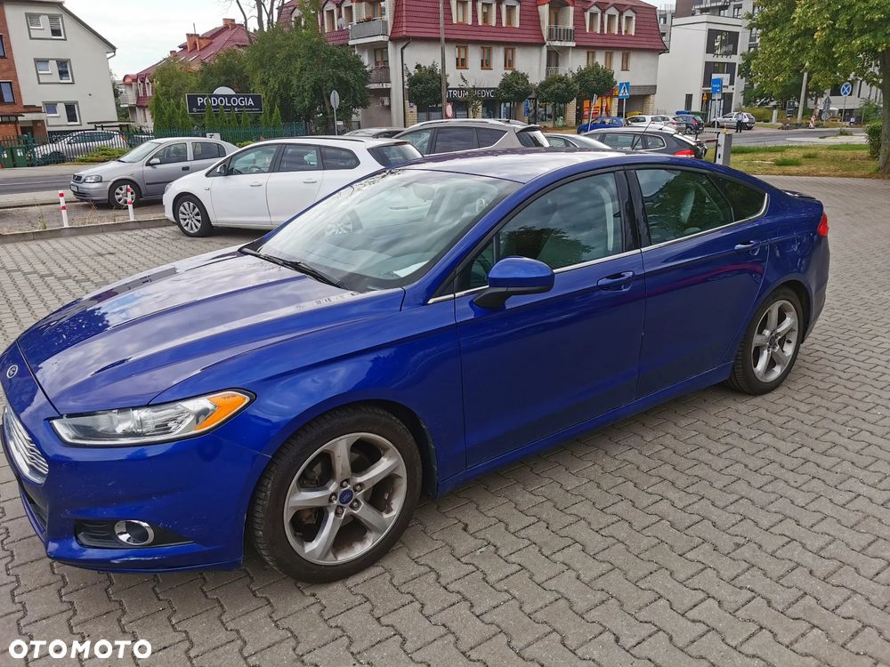 Ford Fusion - 2