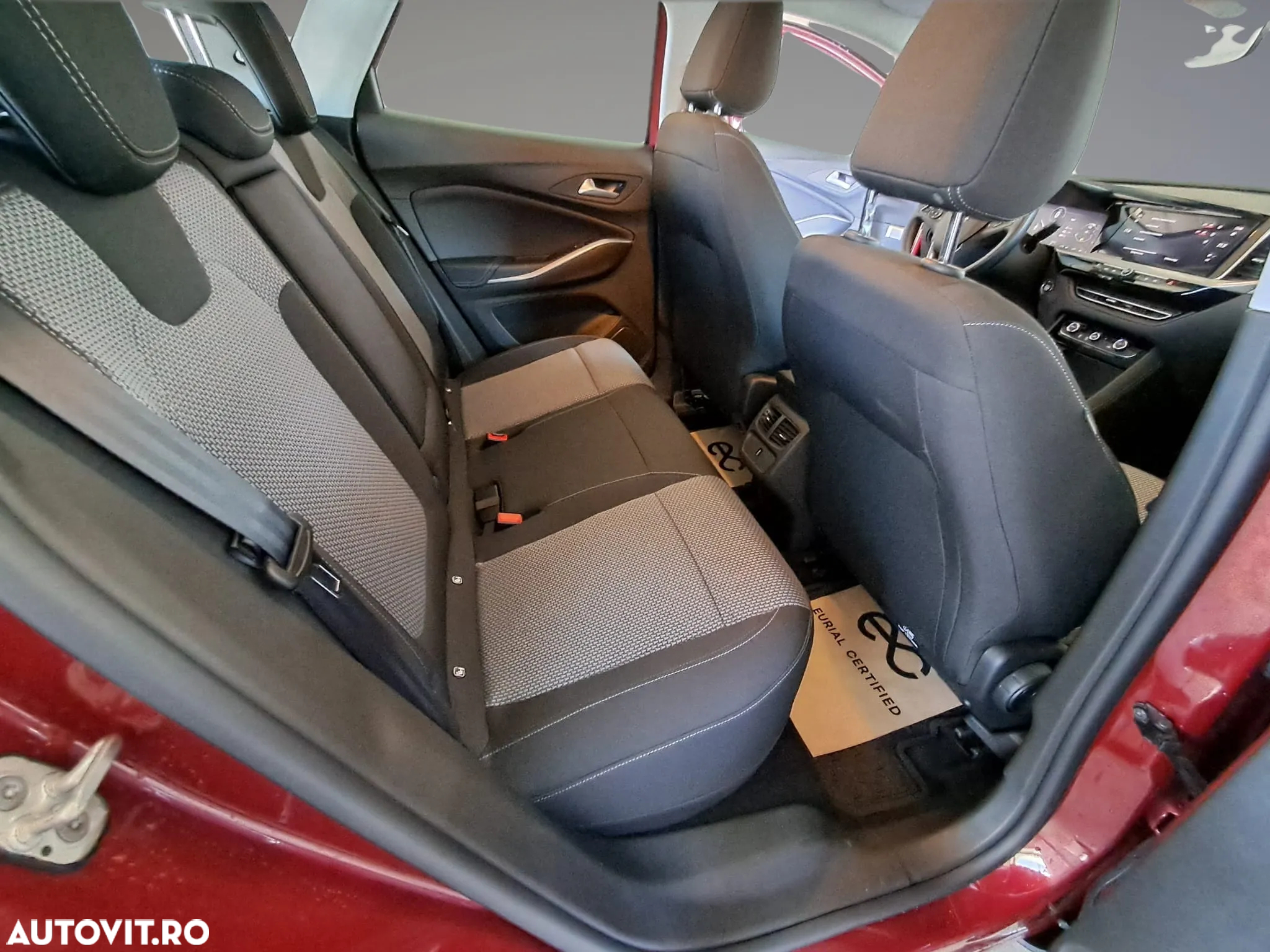 Opel Grandland X 1.6 Turbo PHEV AT8 START/STOP GLX - 7