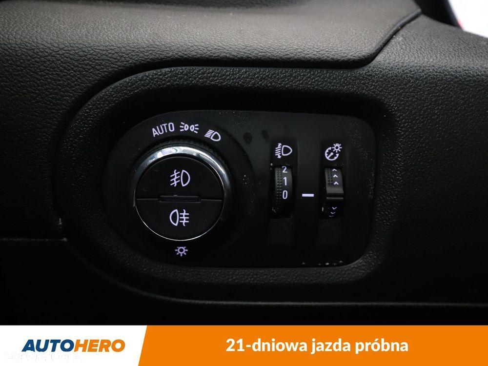 Opel Grandland X 1.2 T GPF Design Line S&S - 31