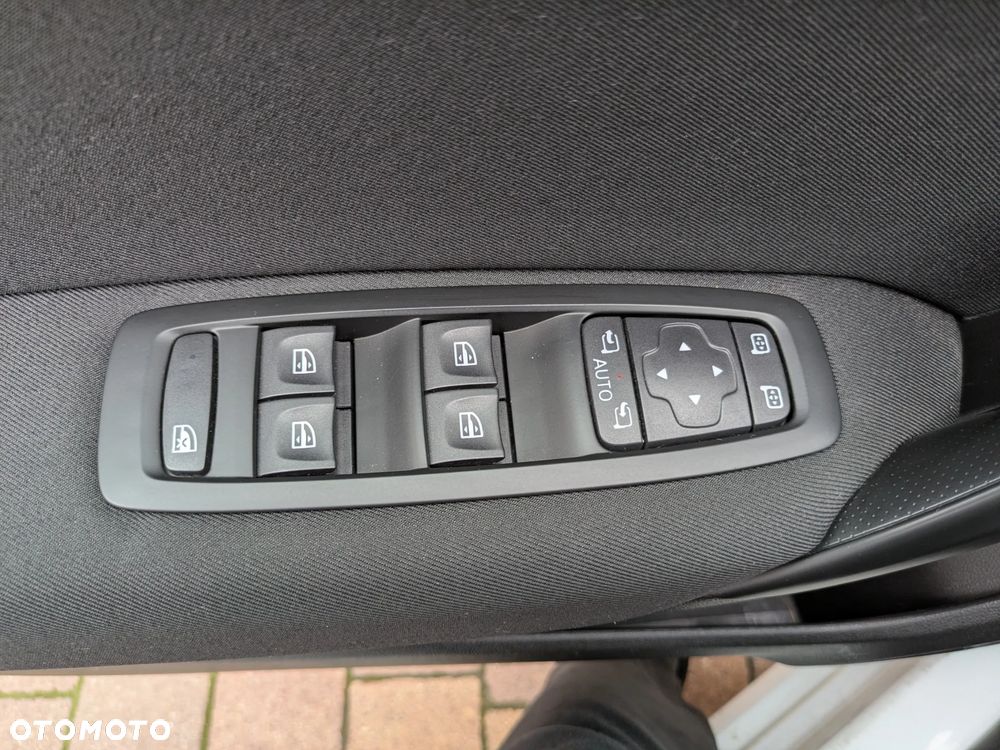 Renault Megane 1.5 Blue dCi Intens - 23