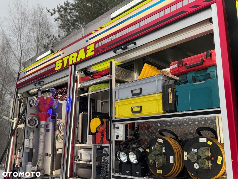 MAN Straż pożarna, Pojazd pożarniczy, Wóz strażacki, MAN L80 średni GBA 4x4 CNBOP, wyciągarka, 3000l wody, reduktor, blokady, mosty - 25