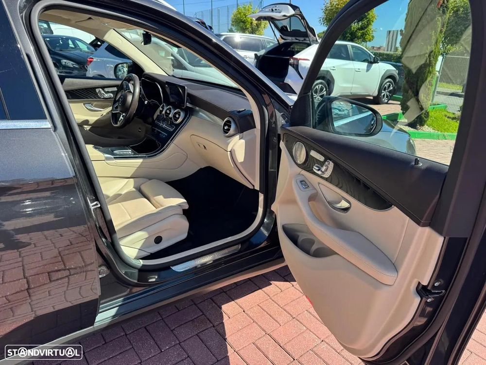 Mercedes-Benz GLC 300 de 4Matic 9G-TRONIC Exclusive - 25