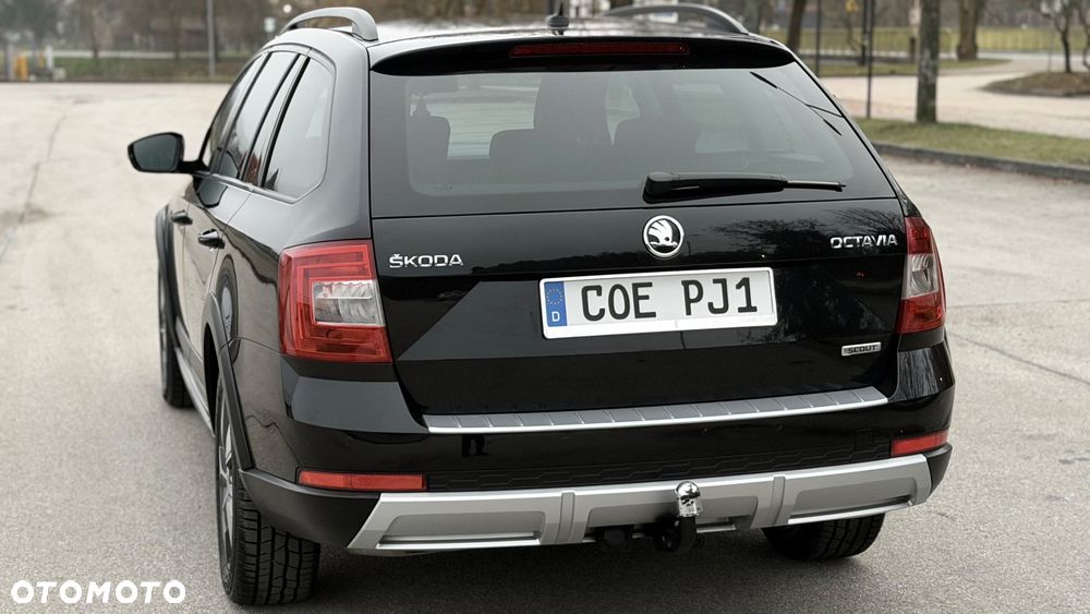 Skoda Octavia 2.0 TDI 4x4 DSG Scout - 12