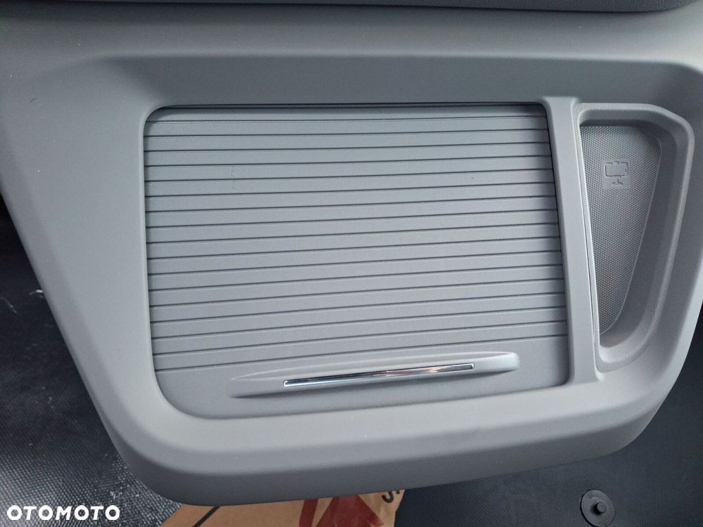 Volkswagen Transporter Furgon Plus - 27