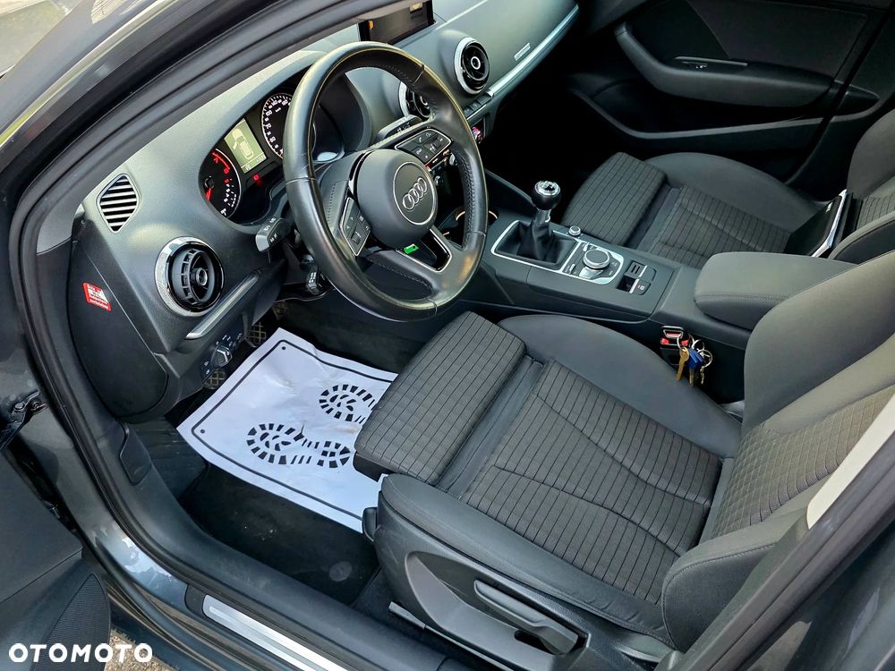 Audi A3 Sportback 1.4 TFSI CoD Sport - 16