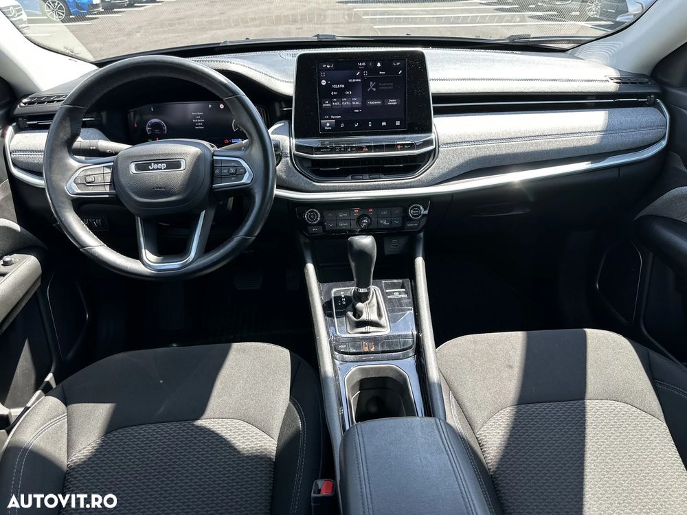 Jeep Compass - 10