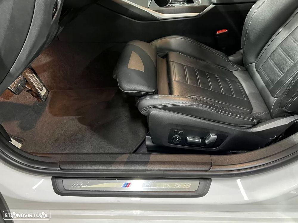 BMW 330 e Pack M Auto - 27